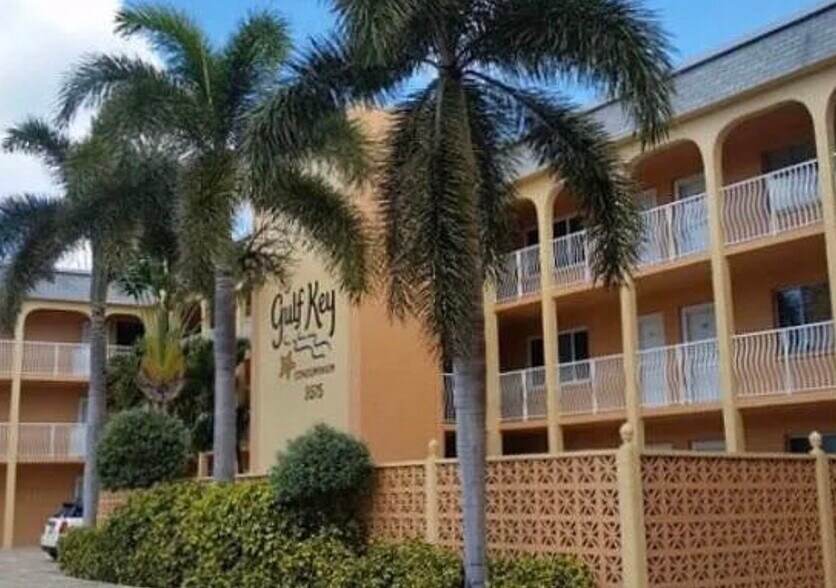 Building Photo - 3575 Gulf Blvd