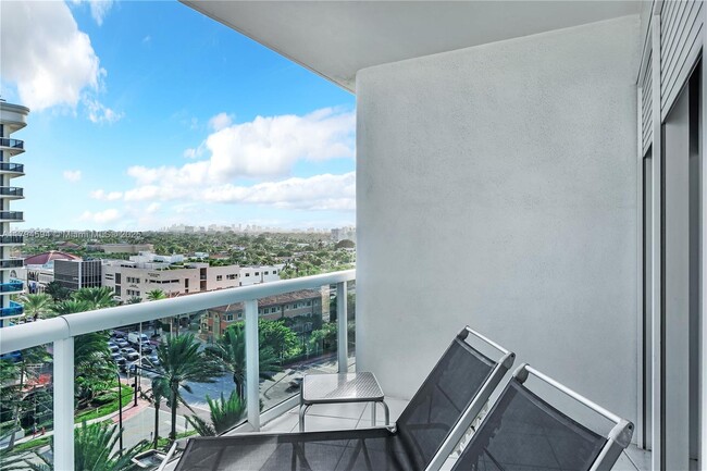 Building Photo - 9601 Collins Ave