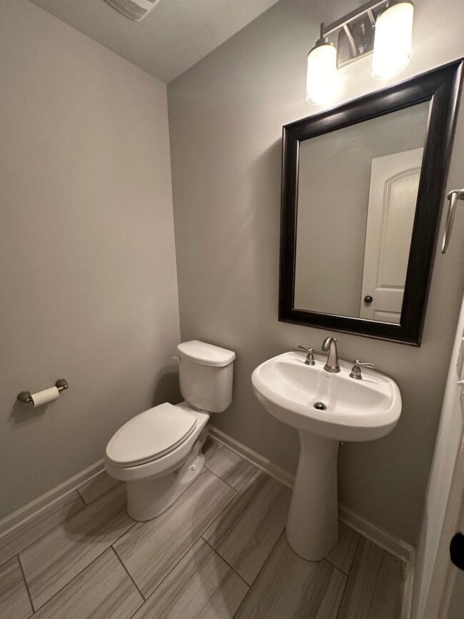 Building Photo - Beautiful Pike Road Home in Woodland Creek