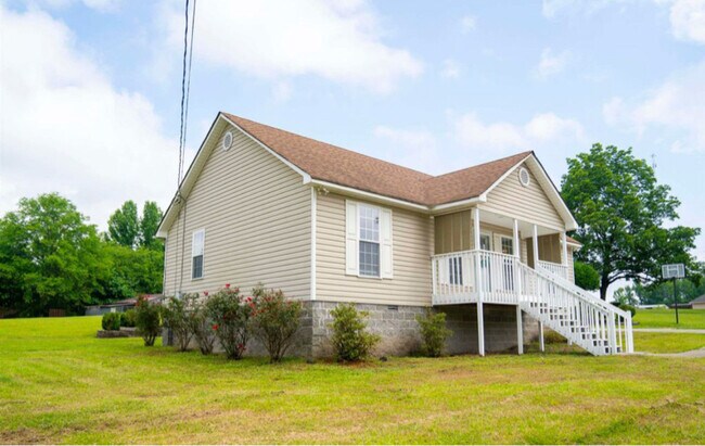 Building Photo - 2029 Armstrong Loop