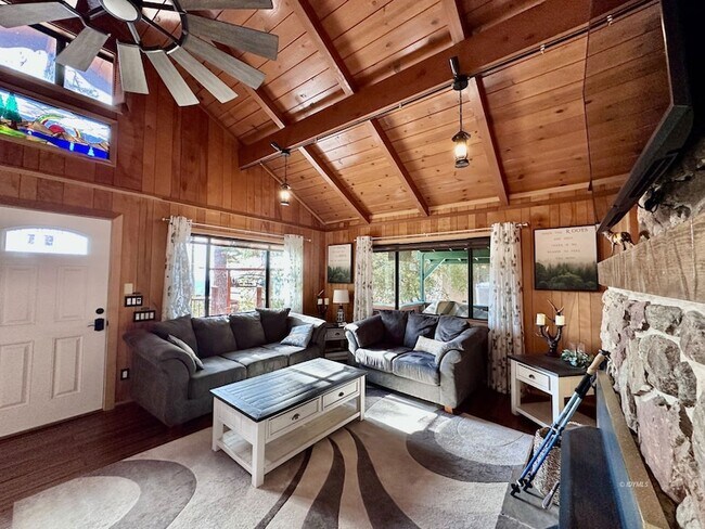 Building Photo - 53290 Deer Foot Ln