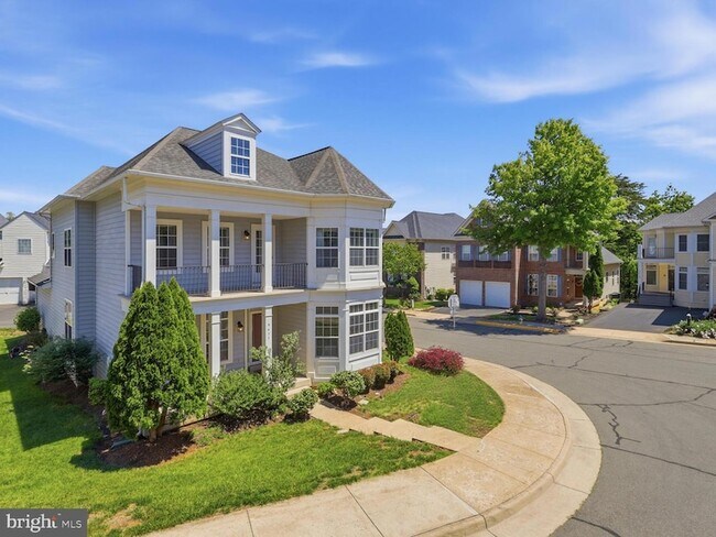 Building Photo - 9477 Bankhead Dr