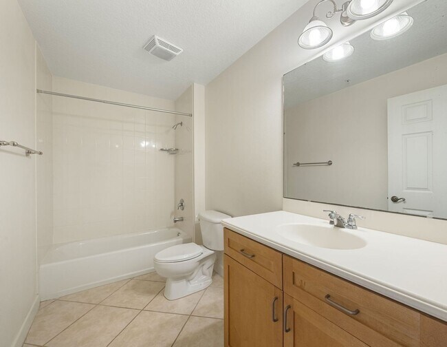 Building Photo - New Rental!