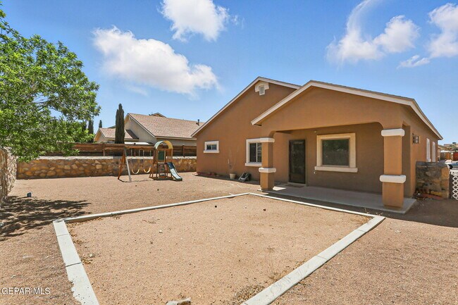 Building Photo - 14329 Owl Point Ave