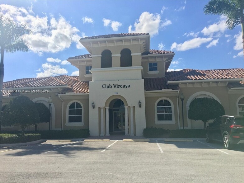 Building Photo - 14067 SW 49th Ct