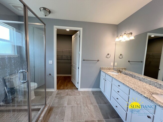 Building Photo - 162 Creve Core Dr