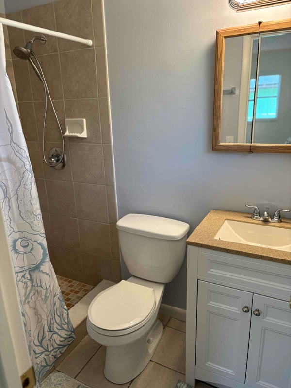 Building Photo - 2022 Royal Palm Dr