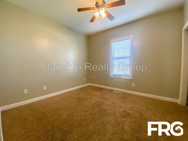 Building Photo - 101 Autumn Ridge Dr