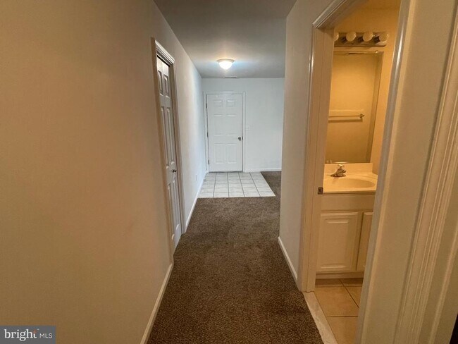 Building Photo - 20364 Row Boat Ln