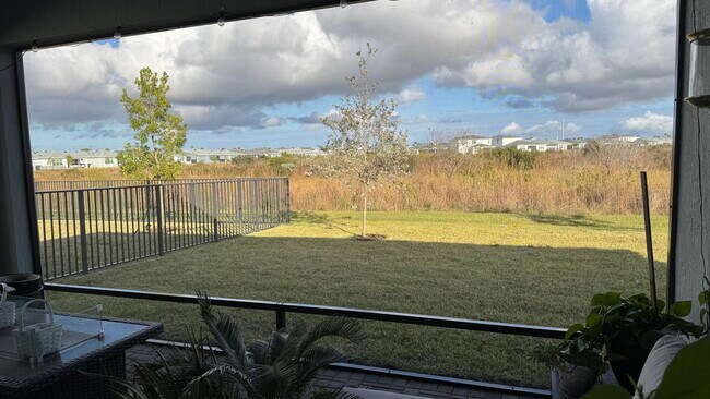 Building Photo - 13509 SW Bally Dr