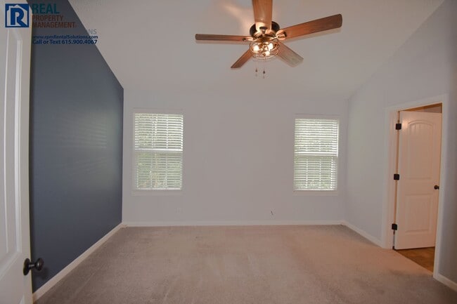 Building Photo - 3547 Nightshade Dr