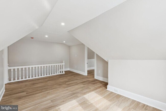 Building Photo - 11 Lexington Ave