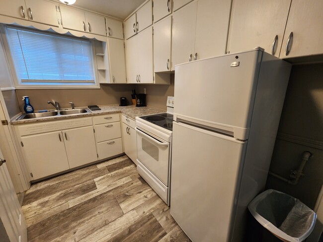 Building Photo - 505 S 10th St