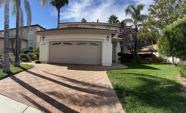 Primary Photo - 31495 Sunningdale Dr