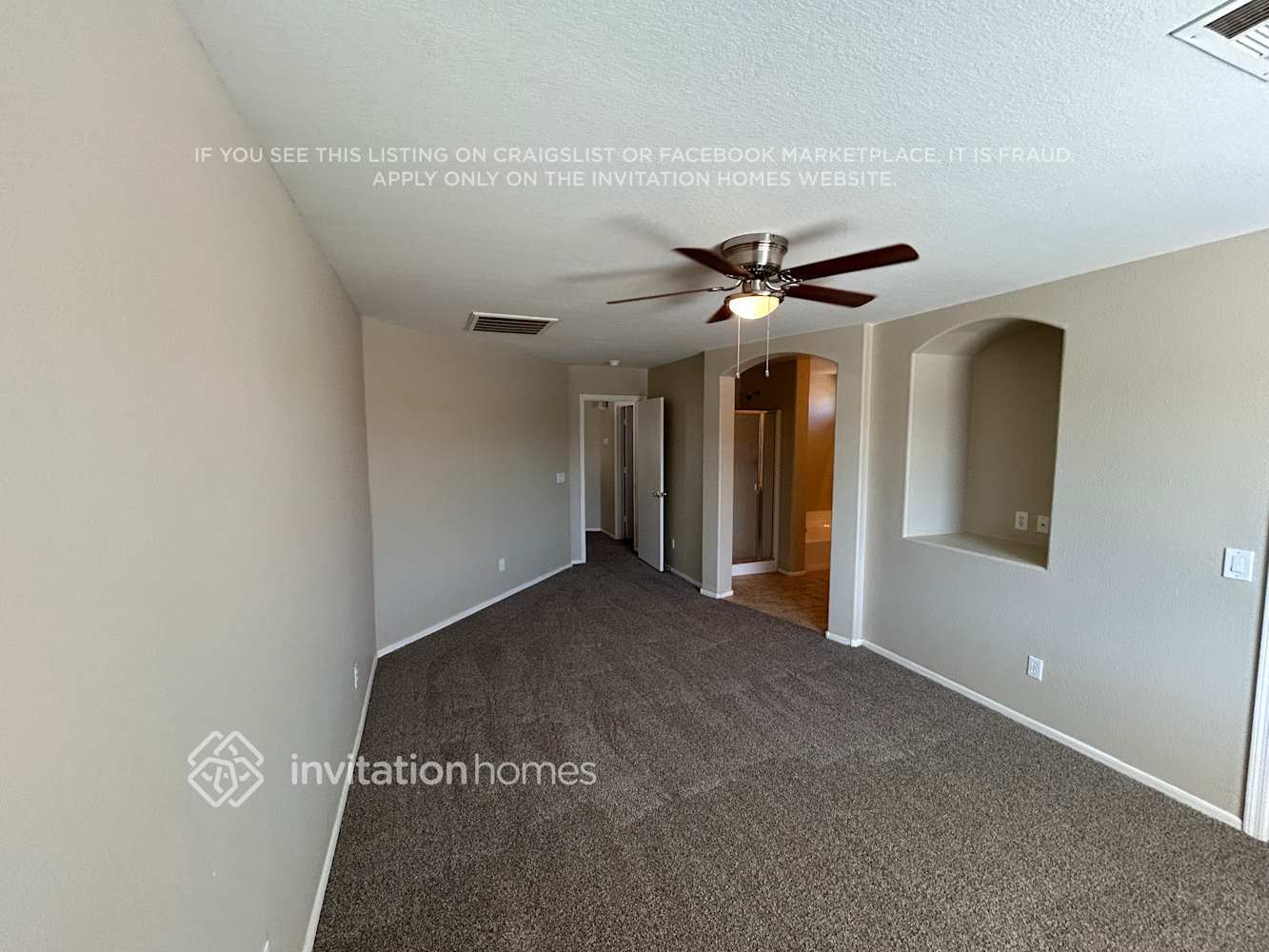Building Photo - 7208 S 56th Ave