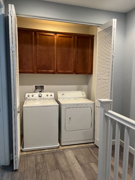 Building Photo - 3949 Portola Cmn