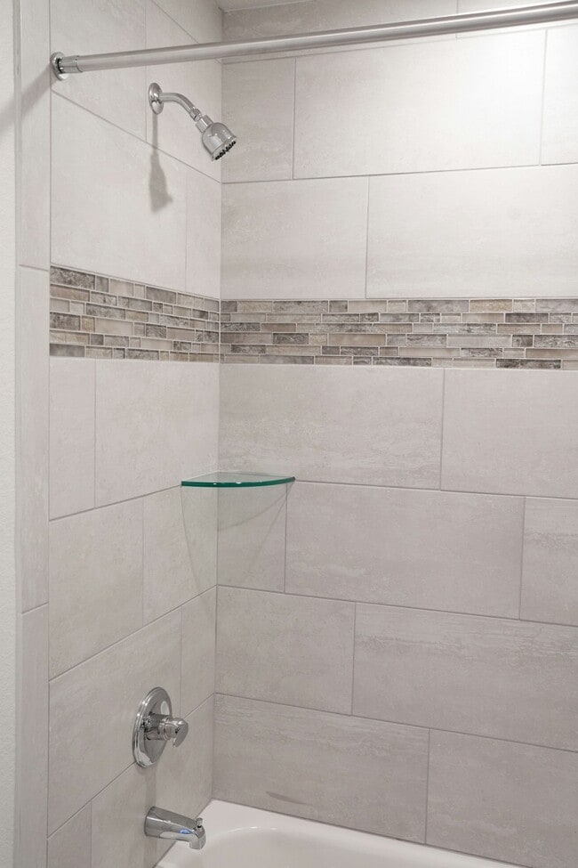 Building Photo - 201 Appalachian Trl