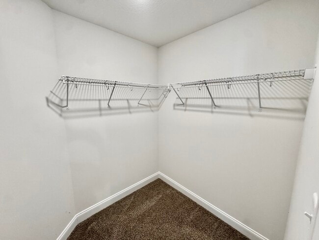 Building Photo - 8437 Grayce Dr