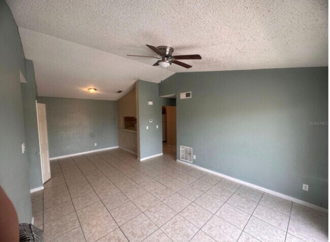 Building Photo - 5213 Via Hacienda Cir