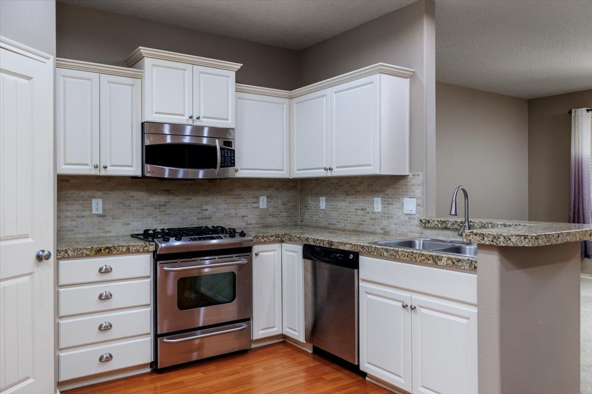 Stainless Applicances - 15186 SW Canyon Wren Way