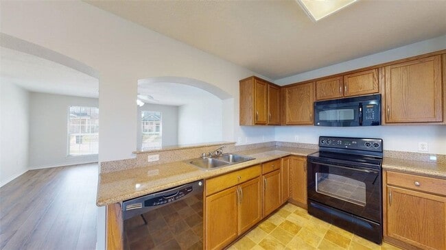 Building Photo - 4131 McFarland Dr