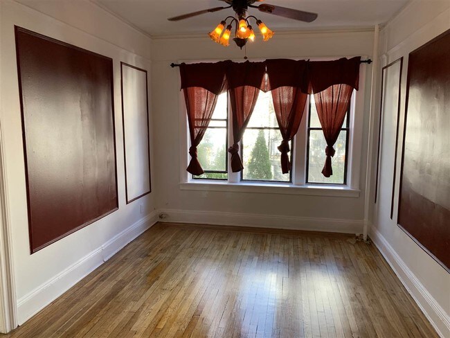 Building Photo - 23 Belvidere Ave