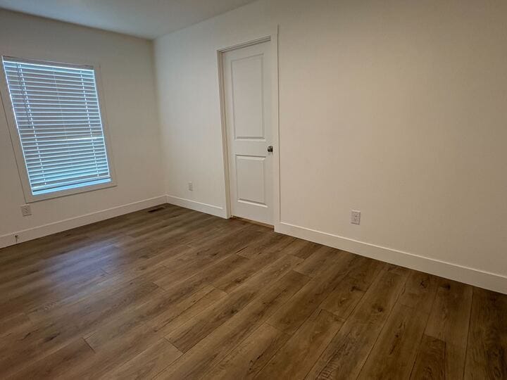 Building Photo - 2060 N Center St