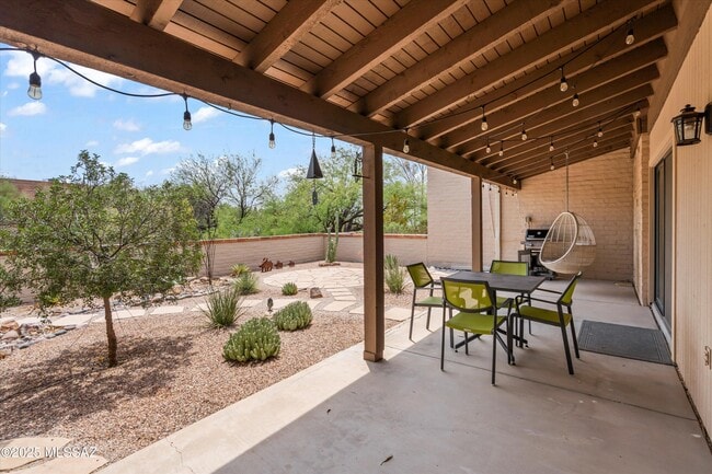 Building Photo - 4814 N Territory Loop