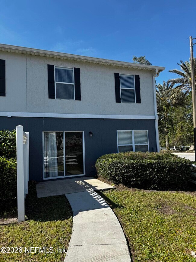 Building Photo - 1052 N Black Cherry Dr