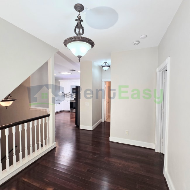 Building Photo - 3023 Bay Shore Ln