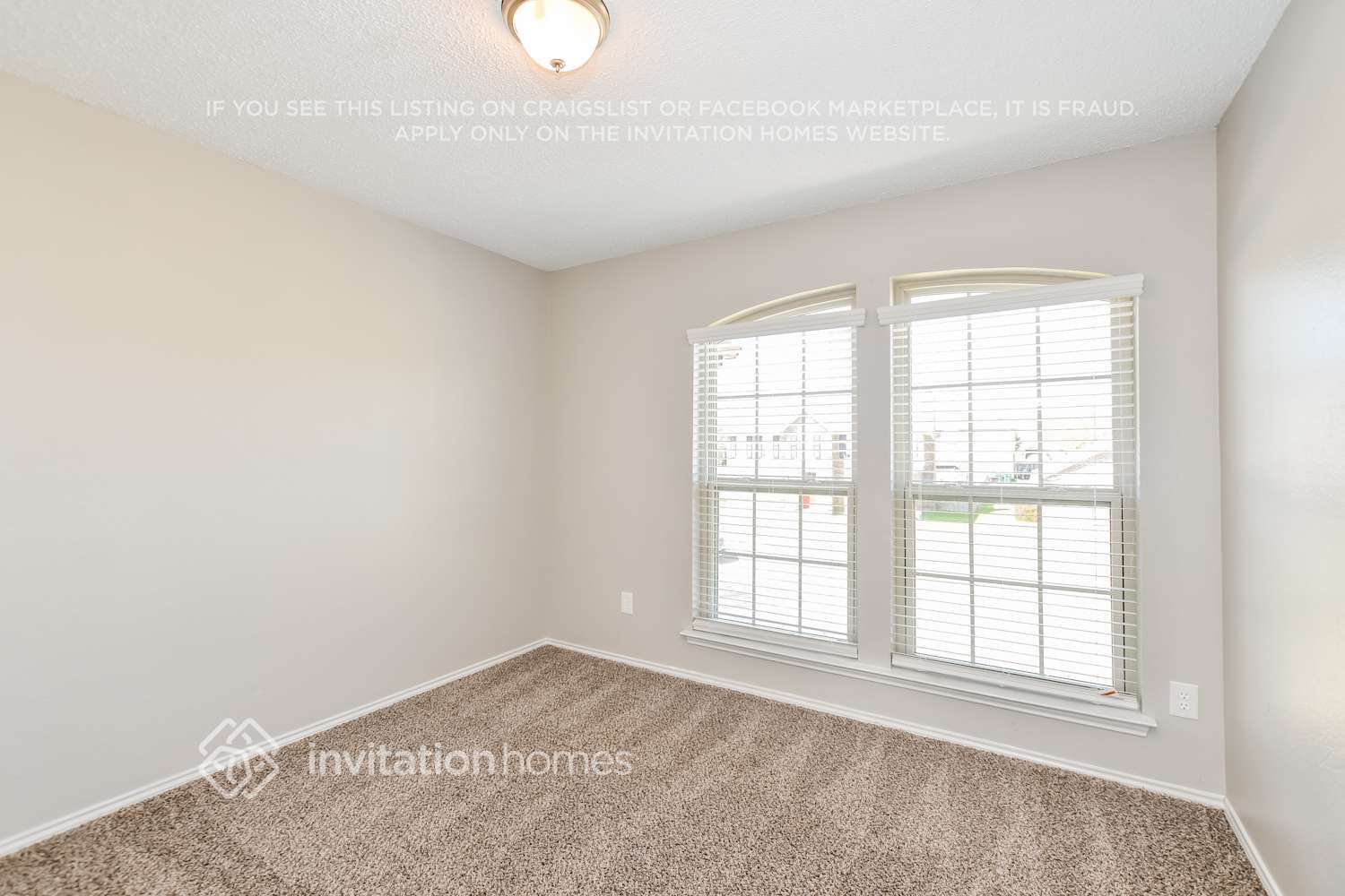 Building Photo - 205 Moss Dr