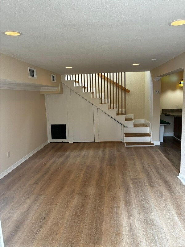 Building Photo - 2738 Riverside Ave