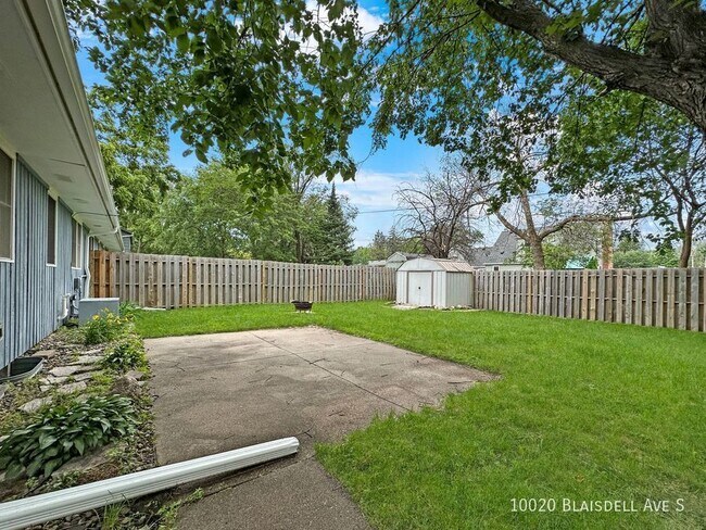 Building Photo - 10020 Blaisdell Ave S