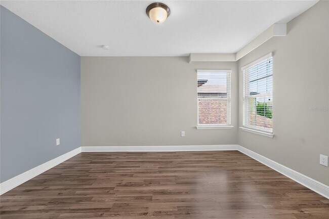 Building Photo - 3207 Palatka St
