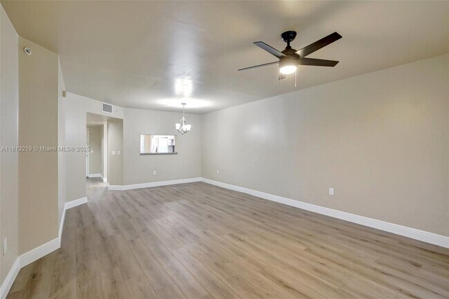 Building Photo - 12651 SW 16th Ct