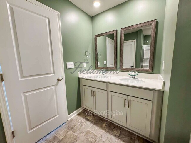 Building Photo - 322 Gammon Ln