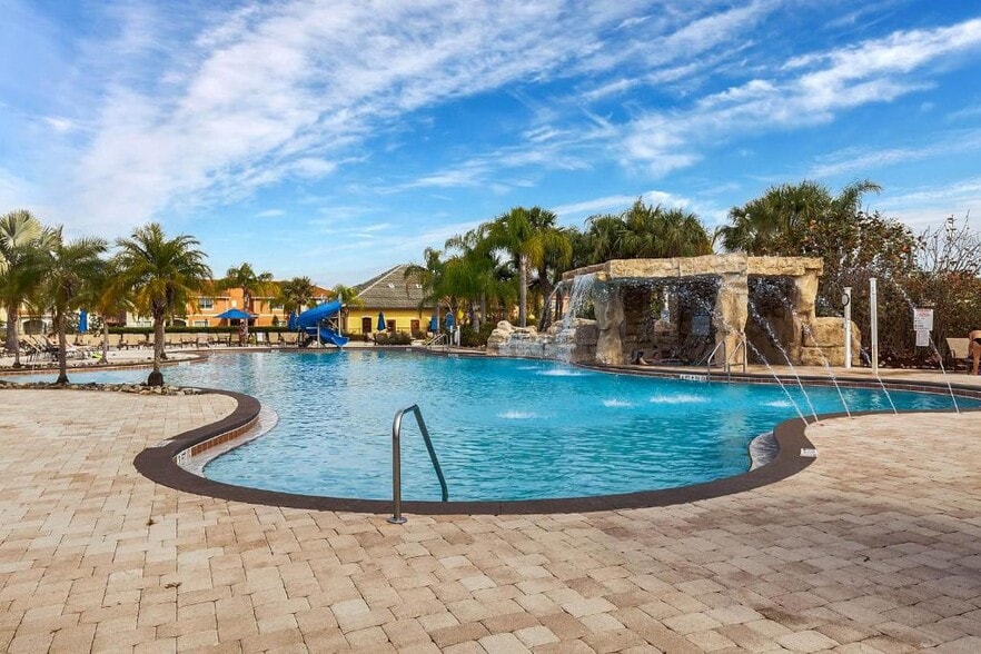 Resort Pool and Hot Tubs - 8966 Sugar Palm Rd