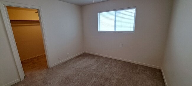 Building Photo - This Solid Build Home is Affordable & Spacious