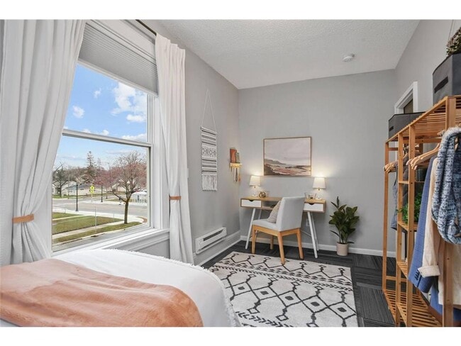 Building Photo - 4405 N Morgan Ave