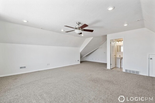 Building Photo - Beautiful Home in Amazing Location!