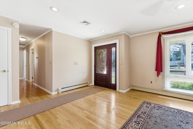 Building Photo - 603 Carol Ave