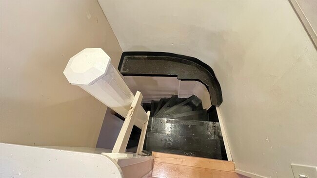 Building Photo - 38 Broadway