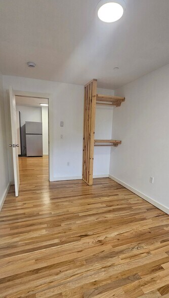 Building Photo - 35 Springside Ave