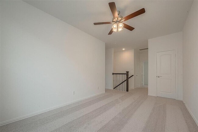 Building Photo - 2040 Terra Rose Dr