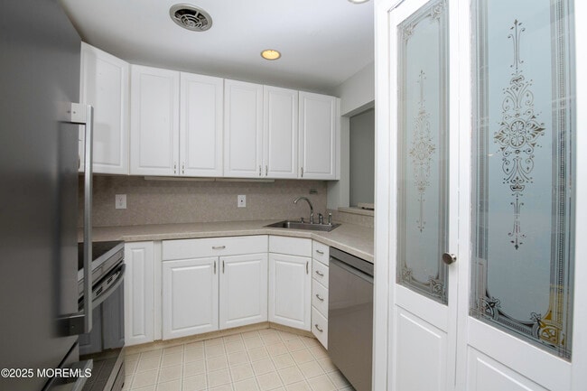 Building Photo - 5B Auburn Ct