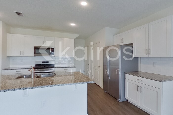 Building Photo - 32165 Katelin Cir