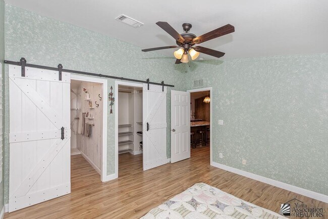 Building Photo - 5584 E 34th Pl