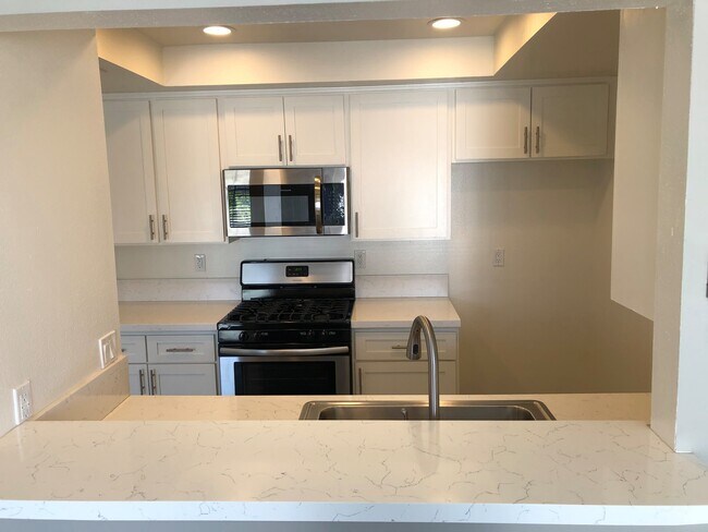 Primary Photo - Cypress Creek Apartments
