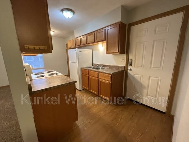 Building Photo - 1810 Jamestown Rd