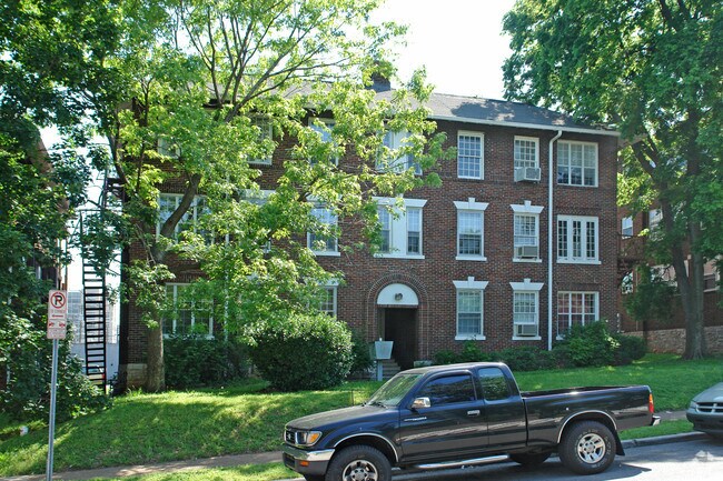 Building Photo - 118 Louise Ave